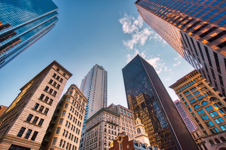 Mid-market-digital-serviceleading